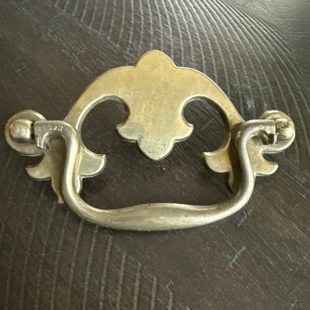 Lot of 10 Vintage Keeler Brass Co Chippendale Drawer Pull Handles N12801
